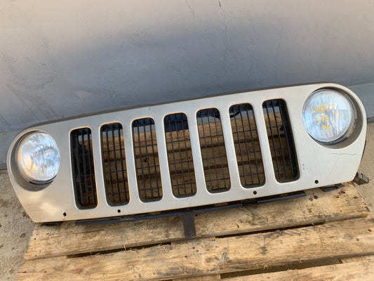 Parrilla Faros Jeep Liberty KJ 2002 2006