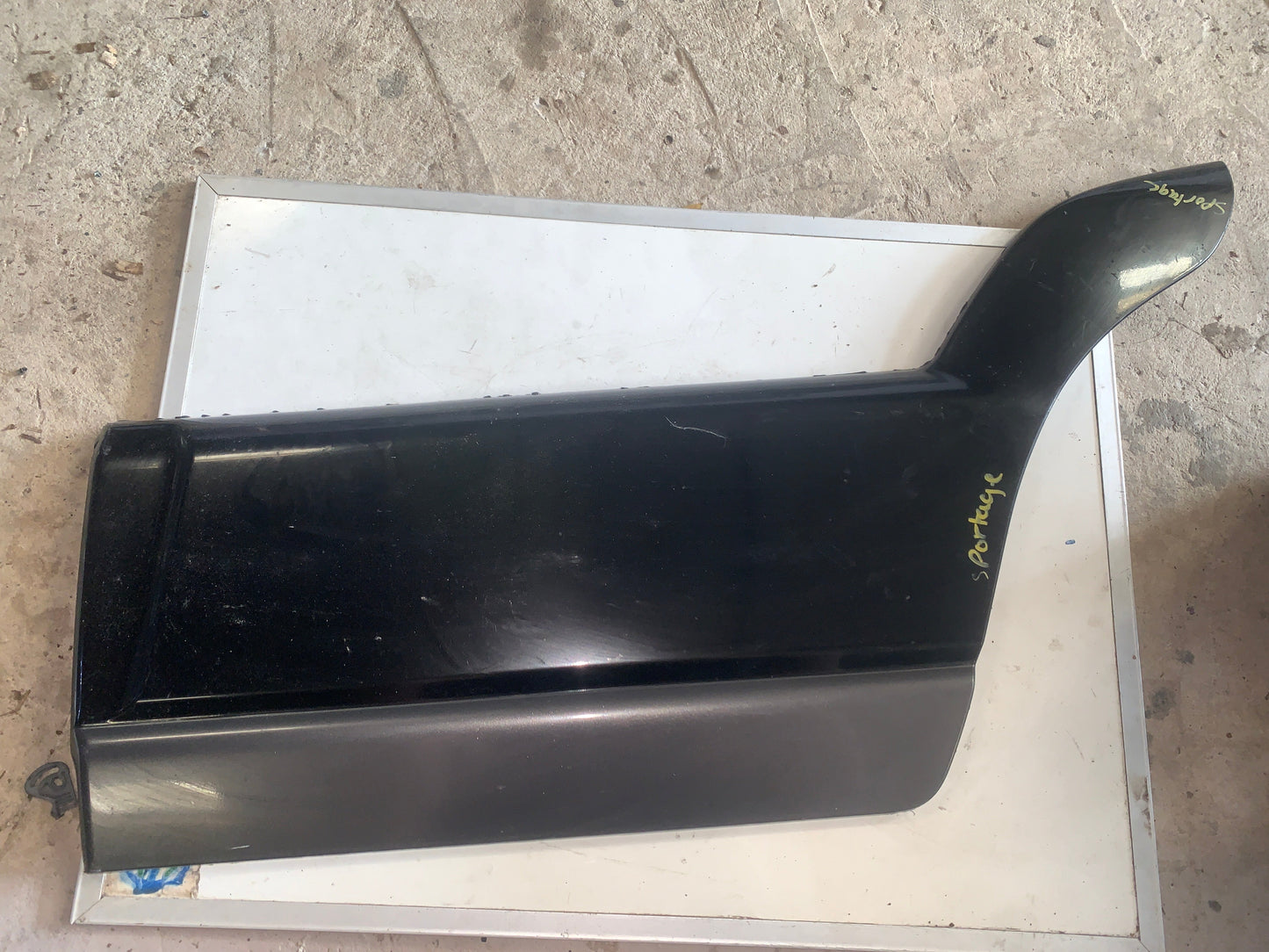 Platina Moldura Aleta Puerta Hyundai Kia Sportage 2006 2012