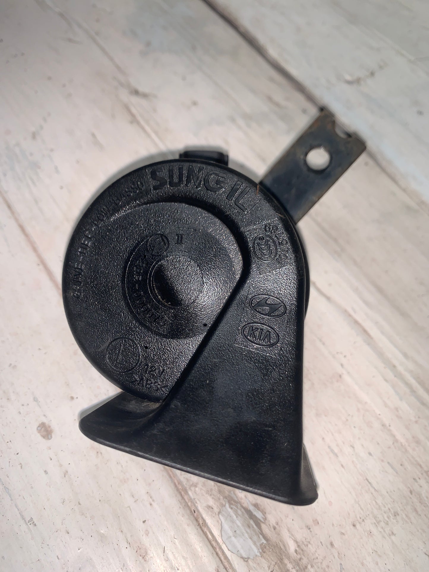 Claxon Pito Corneta Izquierdo Hyundai Santa Fe 2012