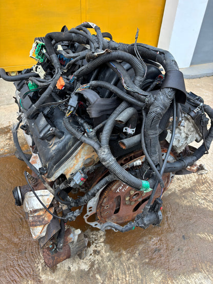 Motor HEMI Tapa Válvula Plástica  V8 5.7 L 16 bujias 2006 2010