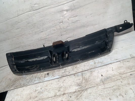 Parrilla Delantera Frontal Honda Crv 2003