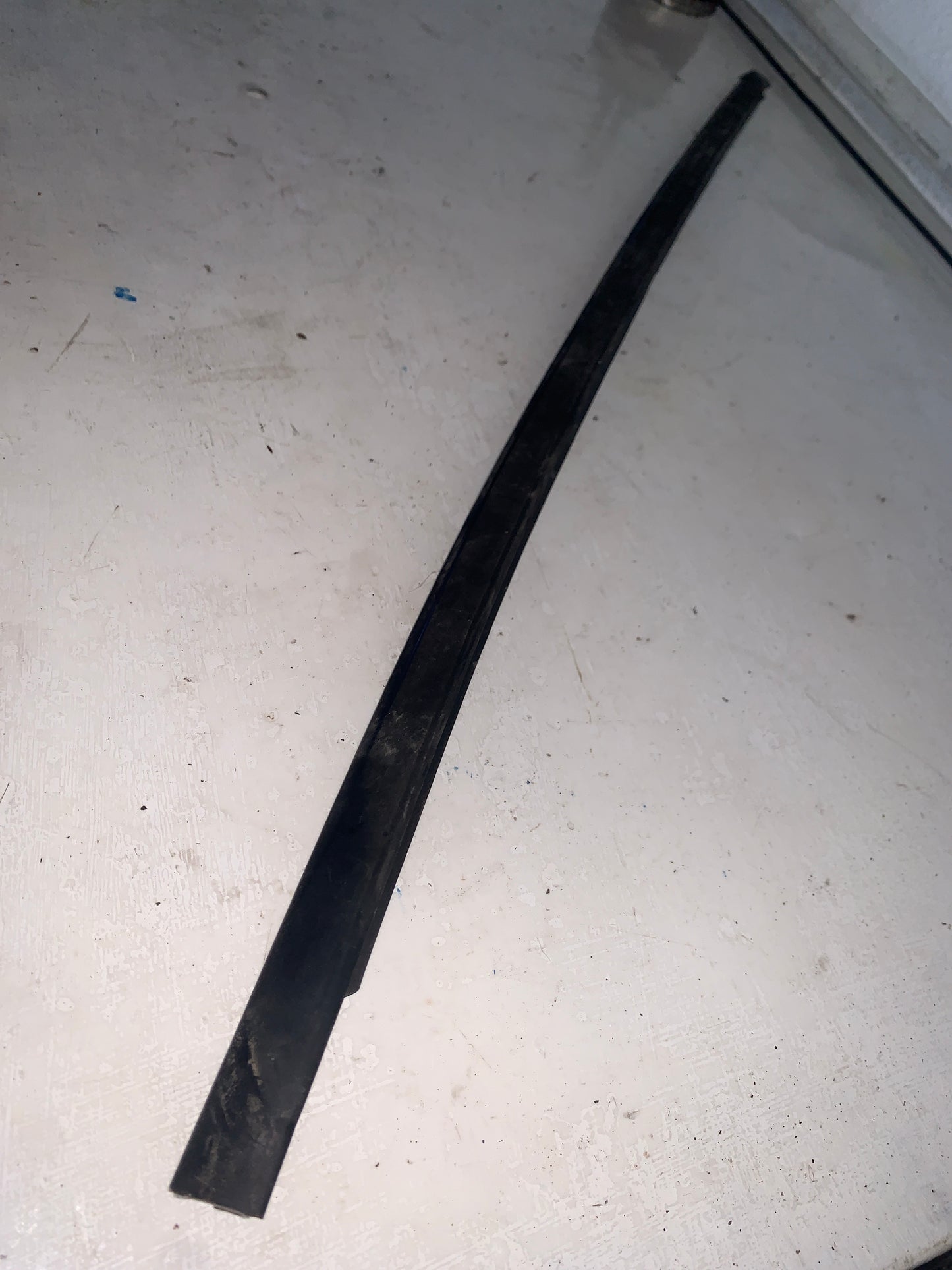 Platina Goma Parabrisa Delantero Nissan Xtrail 2004 2007