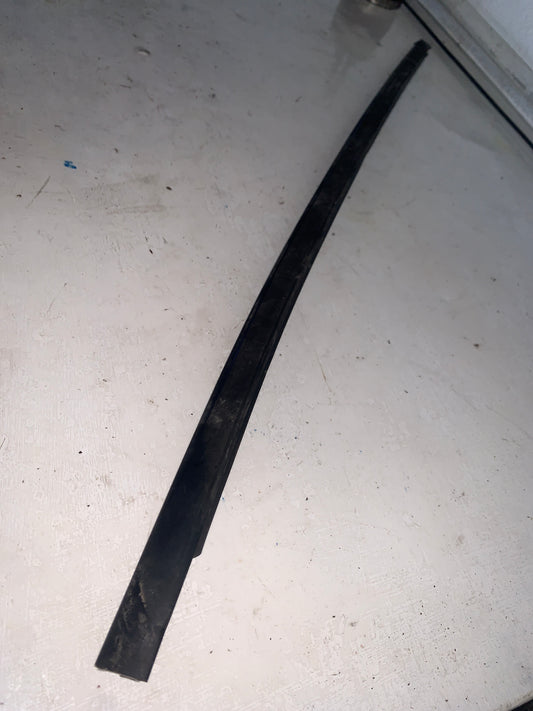 Platina Goma Parabrisa Delantero Nissan Xtrail 2004 2007