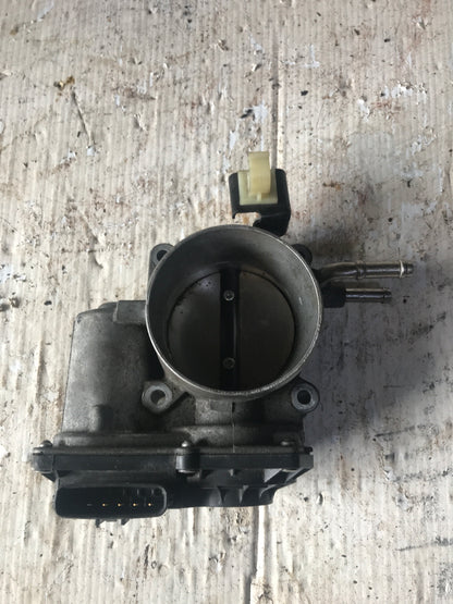 Cuerpo Aceleracion Toyota RAV4