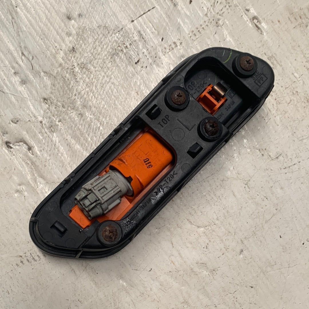 Luz Lateral Guardafango Nissan Xtrail 2004 2008 Original
