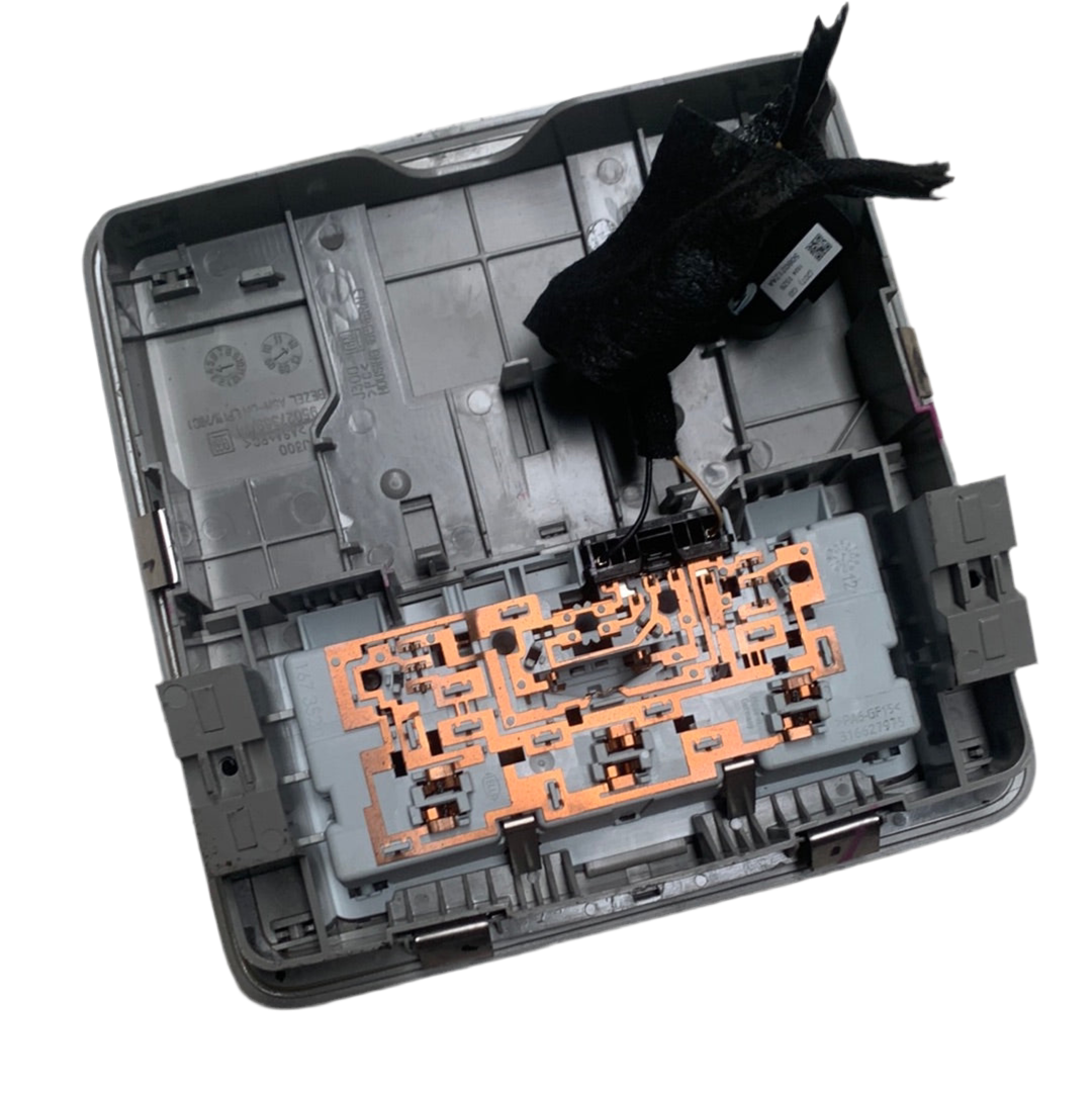 Lampara De Techo Chevrolet Cruze Original Gm 2011-2015