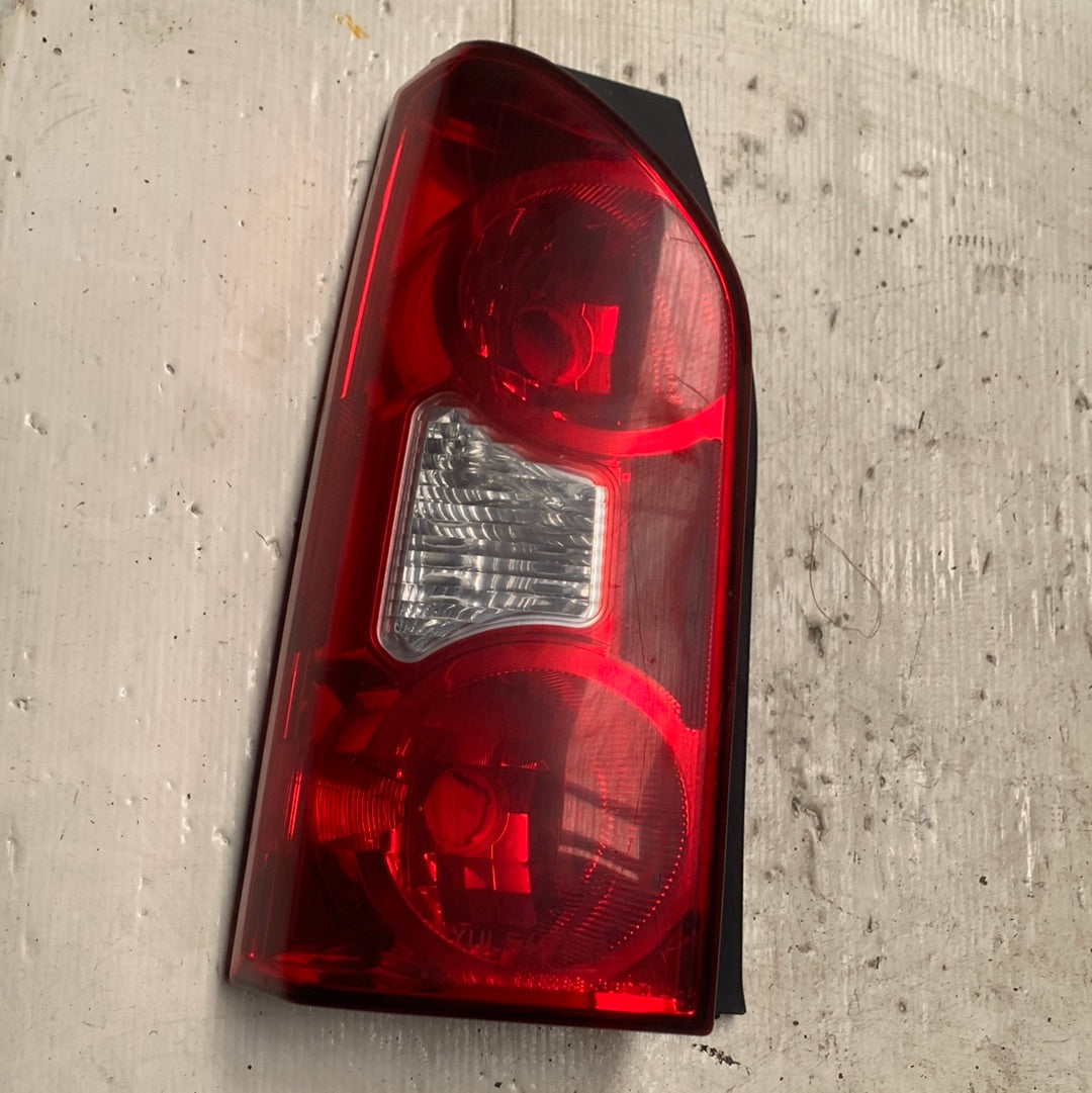 Stop Nissan Xterra 2004 2005 Original
