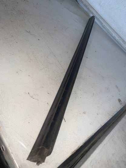 Cepillo Lamevidrio Externo Ford Escape 2001 2010