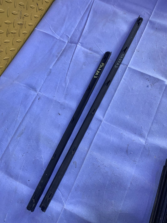 Cepillo Lamevidrio Interno Mazda3