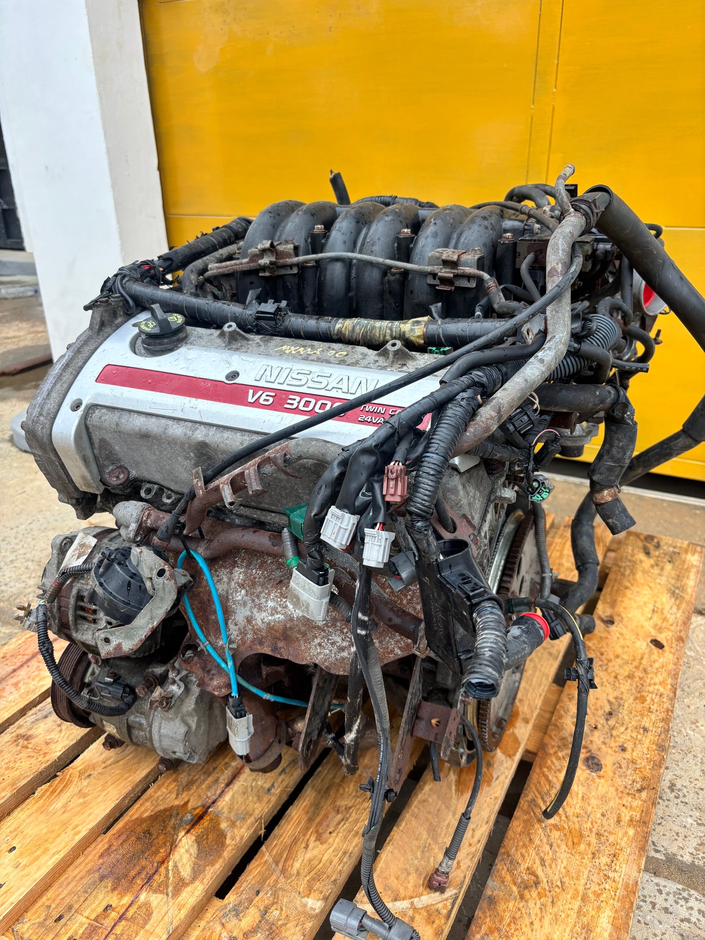 Motor Nissan Maxima 1999 2000 VQ30