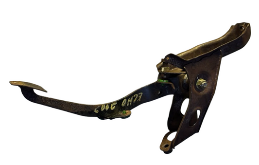 Pedal Crochet Toyota Yaris 2000 2005