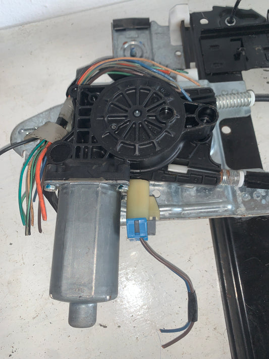 Motor Eleva Vidrio Chevrolet Trailblazer 2004 2006