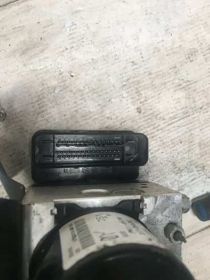 Modulo ABS Toyota Sequoia