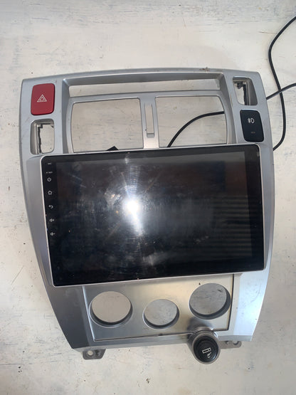 Marco Tablero Central Pantalla Hyundai Tucson Original