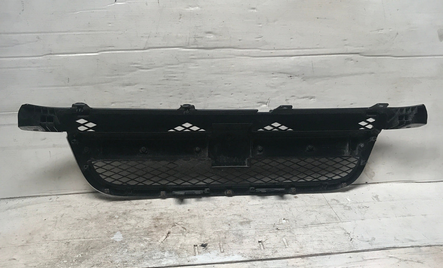 Parrilla Delantera Frontal Chevrolet Aveo LT LS 2007 2014