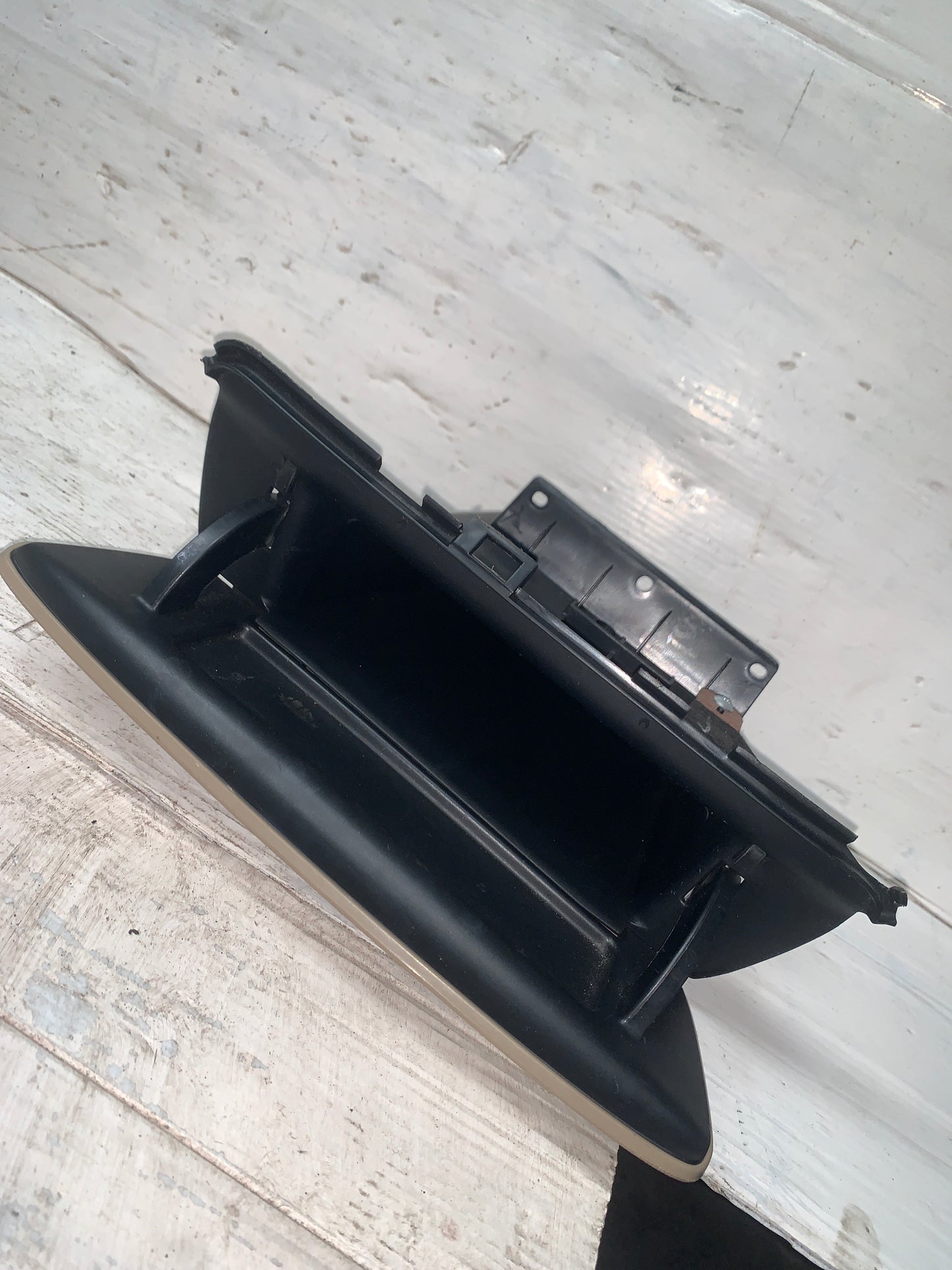 Guantera Superior Frontal Honda Odyssey 2007