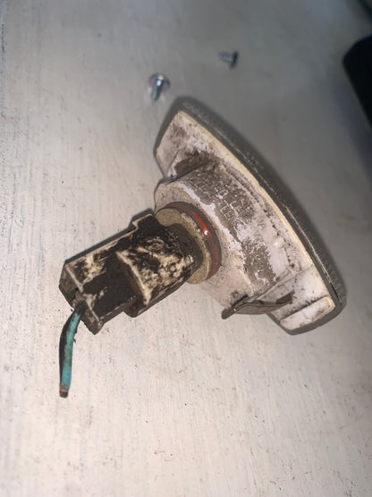 Cocuyo Parachoque Lateral Chevrolet Optra