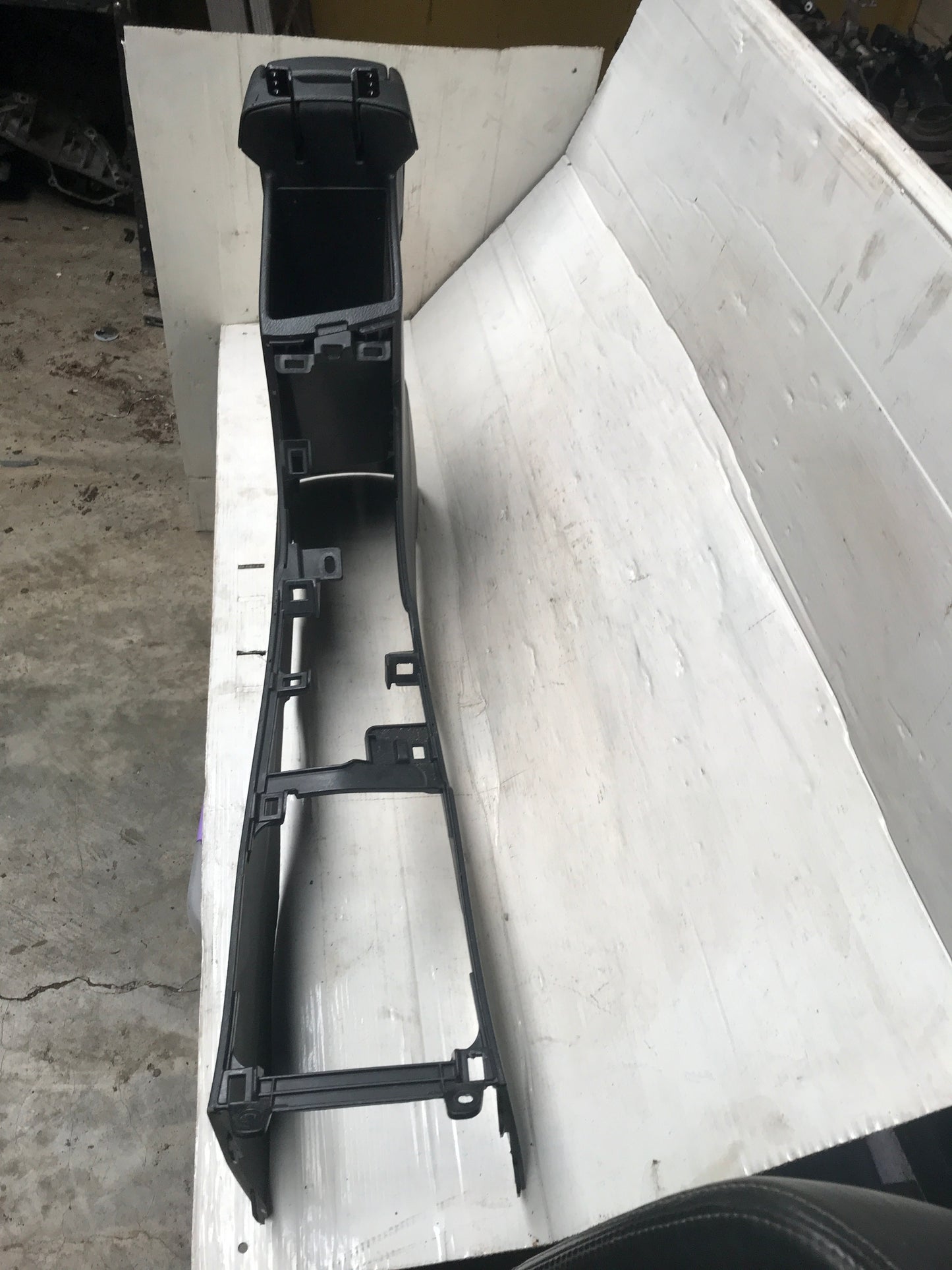 Moldura Consola Central Toyota Yaris Belta 2010