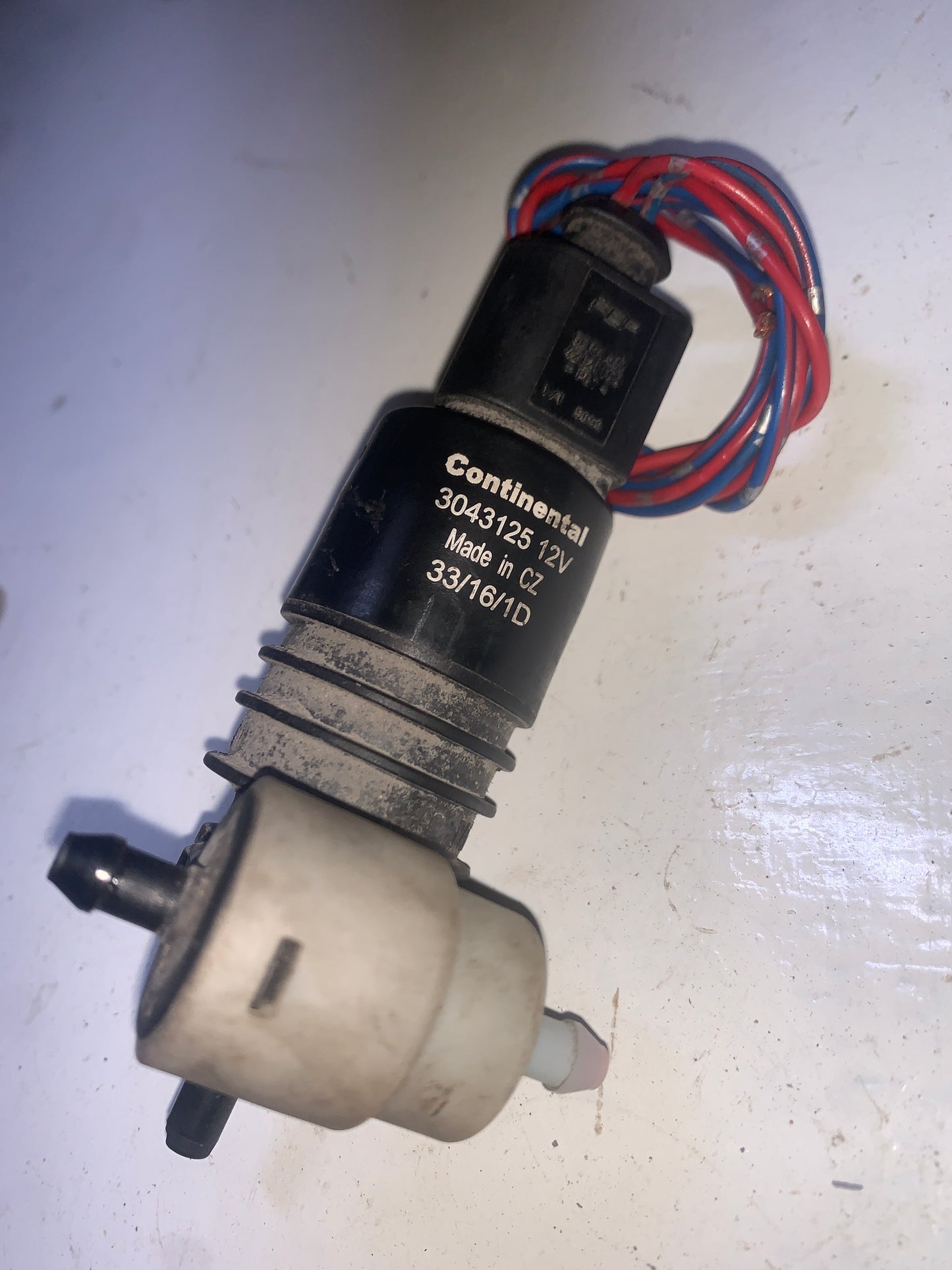 Bomba Limpia Parabrisas Mitsubishi Lancee 2.0 2011