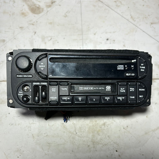 Radio Jeep Grand Cherokee 2002
