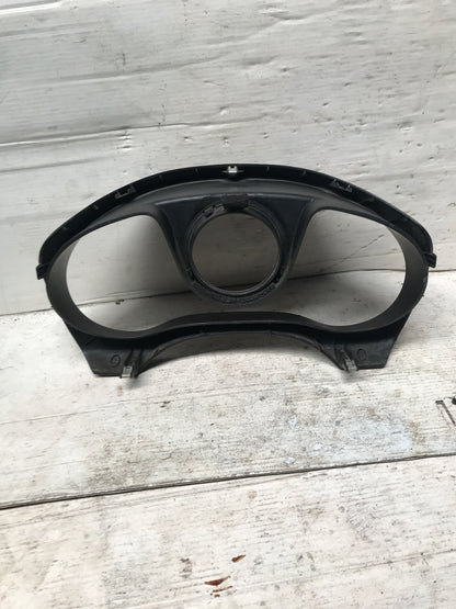 Embellecedor Cluster RAV4