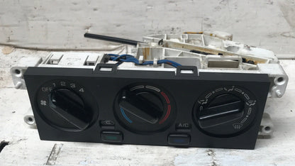 Mando Aire Acondicionado Nissan Sentra B14