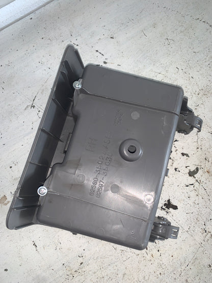Guantera Toyota 4Runner 2003 2009