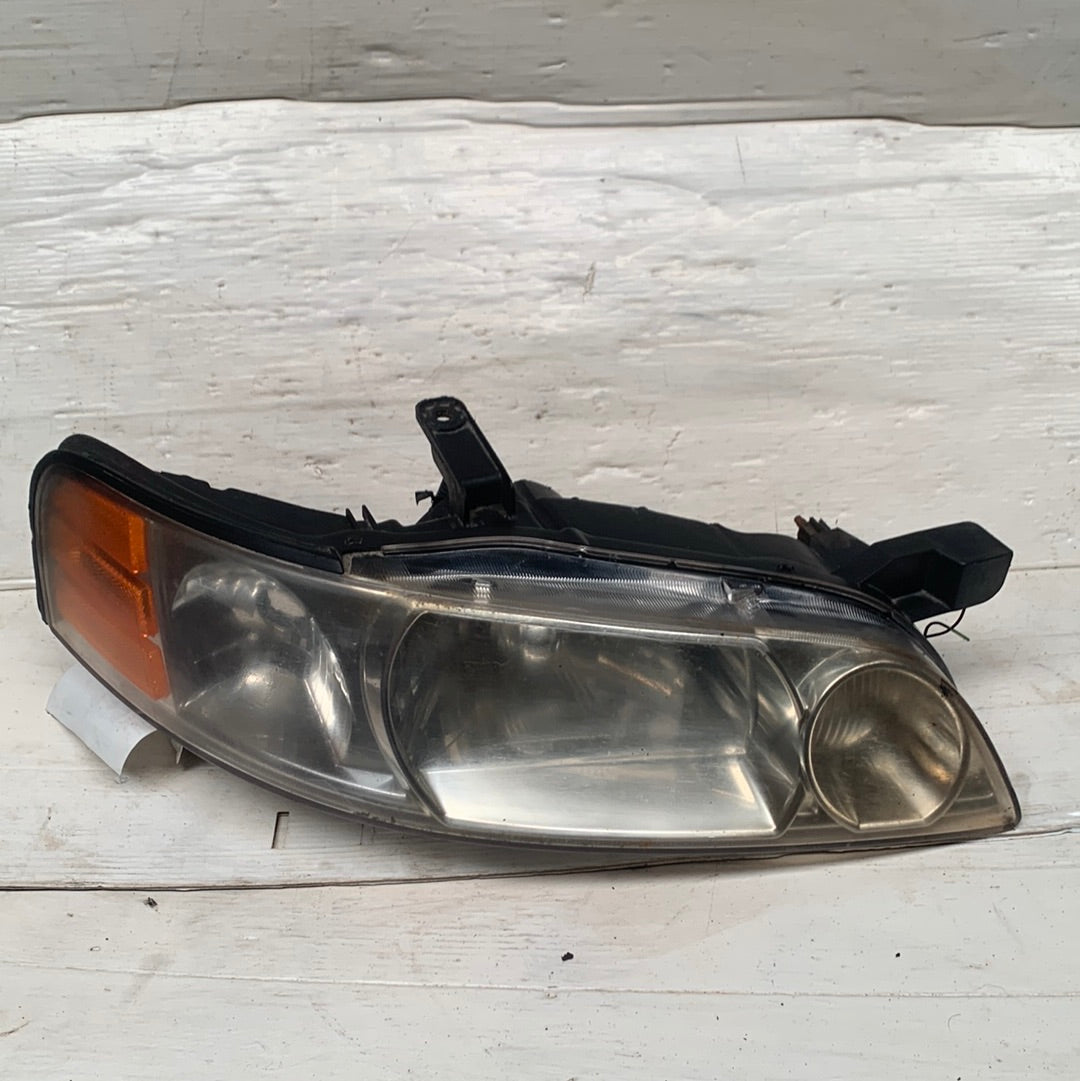 Faro Delantero Nissan Altima 1998 2001
