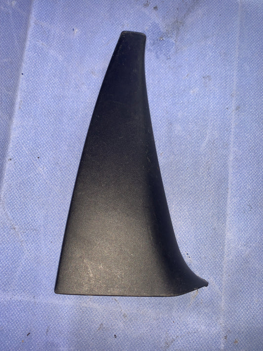 Tapa Triangulo Externo Puerta Trasera Honda CRV 2002 2006