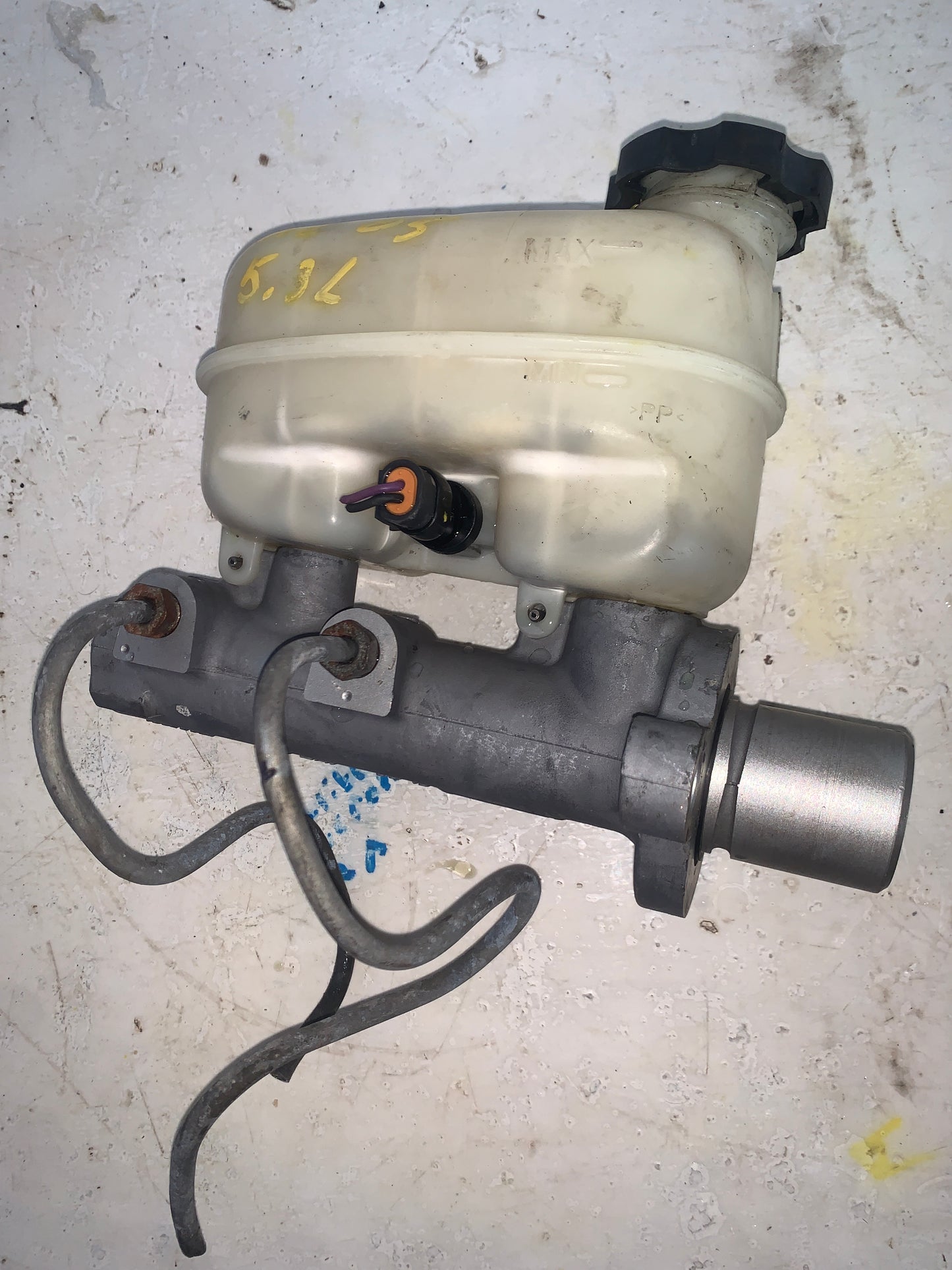 Bomba De Freno Chevrolet Silverado 2000 2005