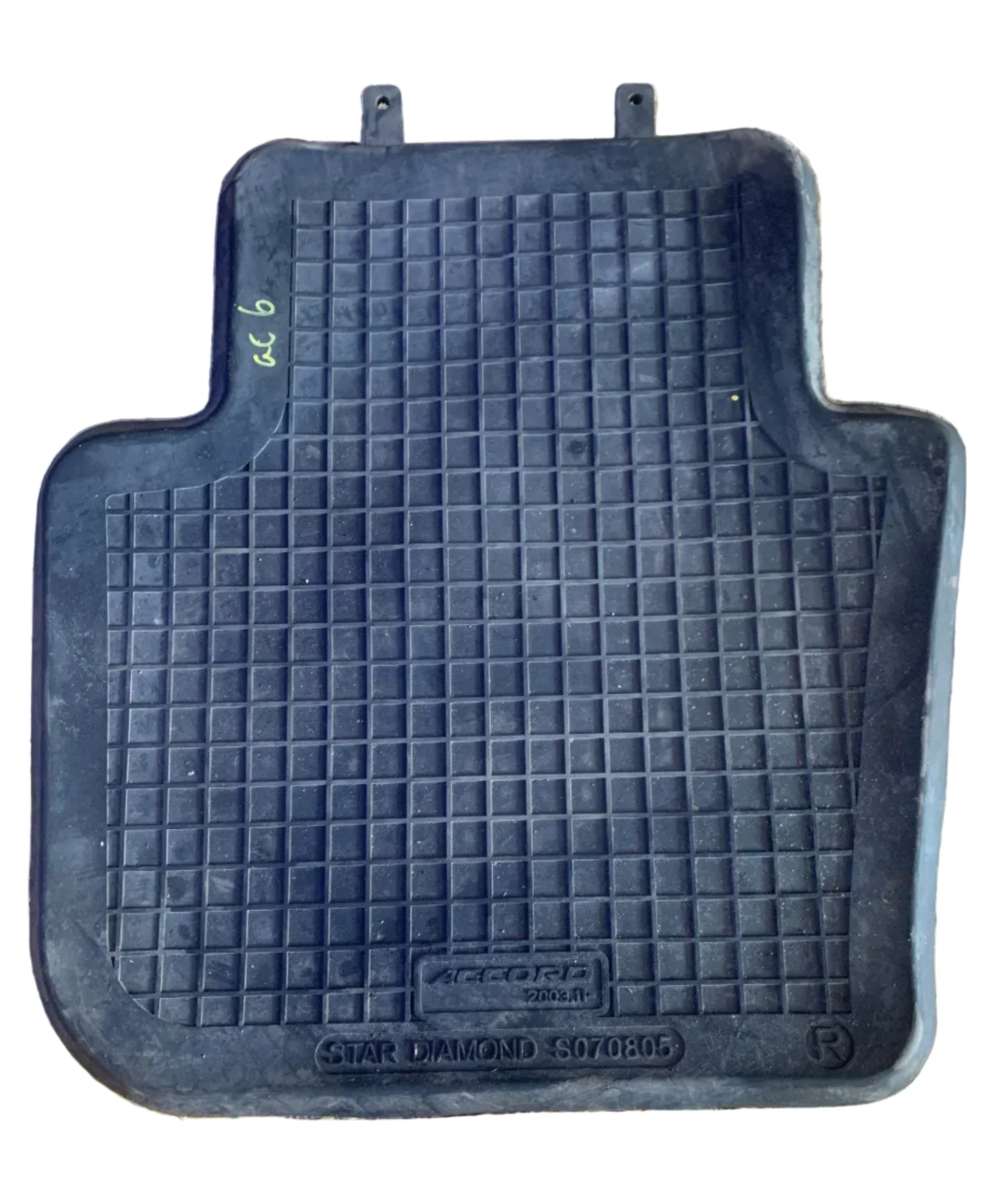 Alfombra Honda Accord 2006