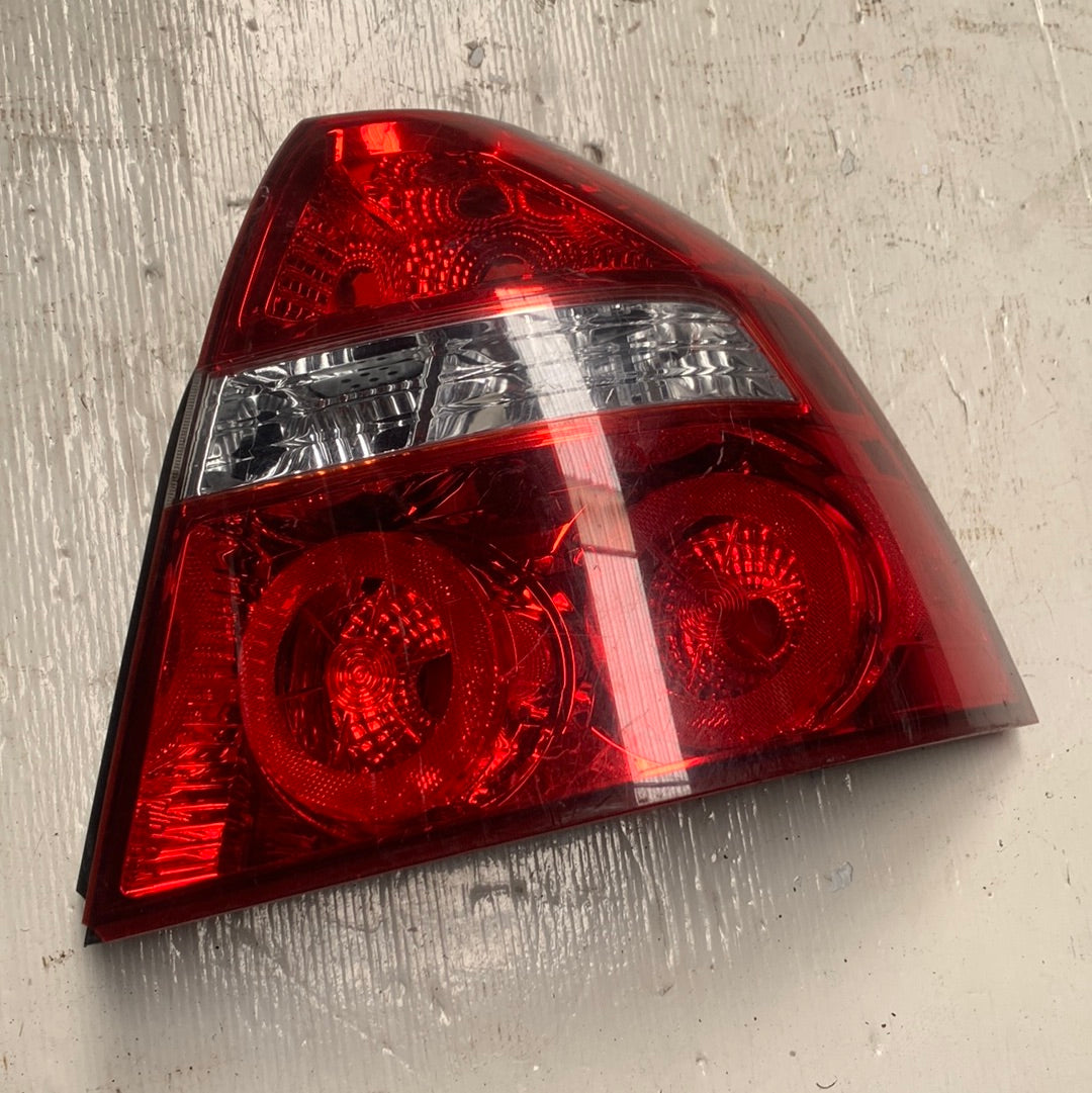 Stop Chevrolet Aveo LT