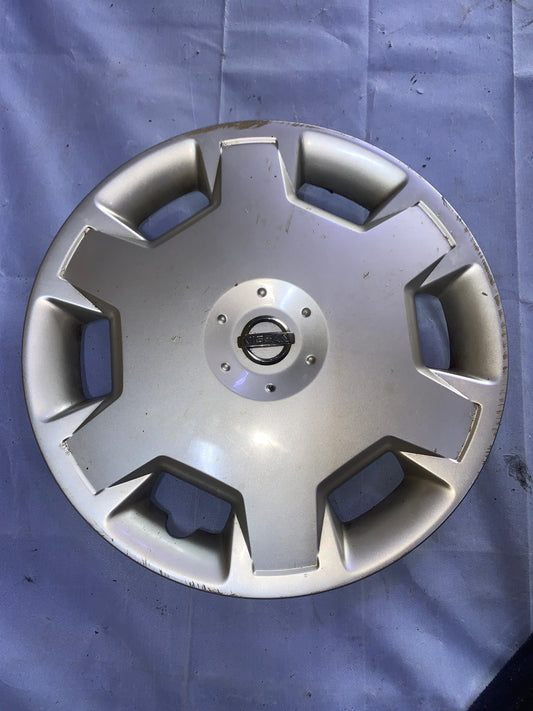 Taza Rin 15” Nissan Tiida 2008