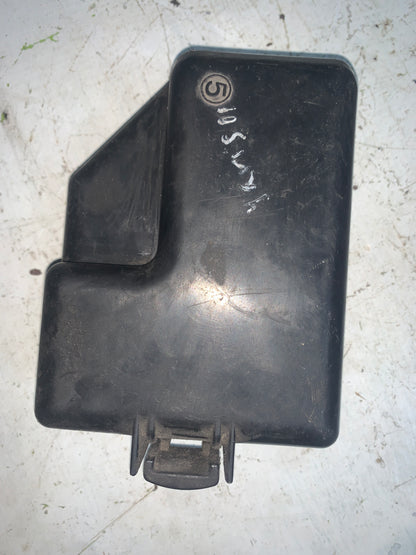 Tapa Fusilera Toyota Yaris 2000 2005