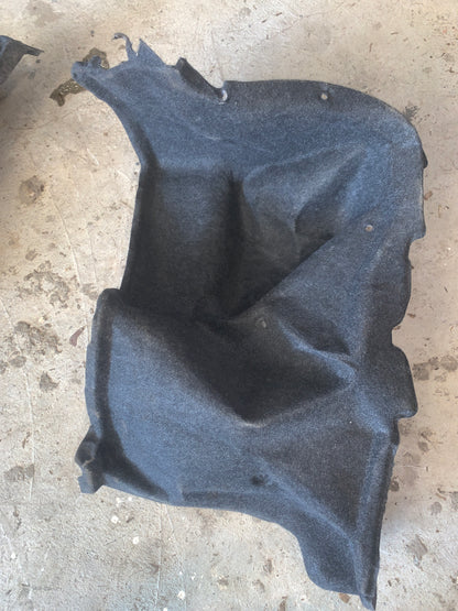 Alfombra Maleta Toyota Yaris Belta