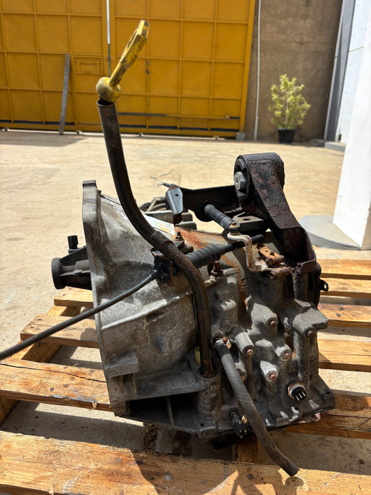 Caja Dodge Neon 2.0L Guaya