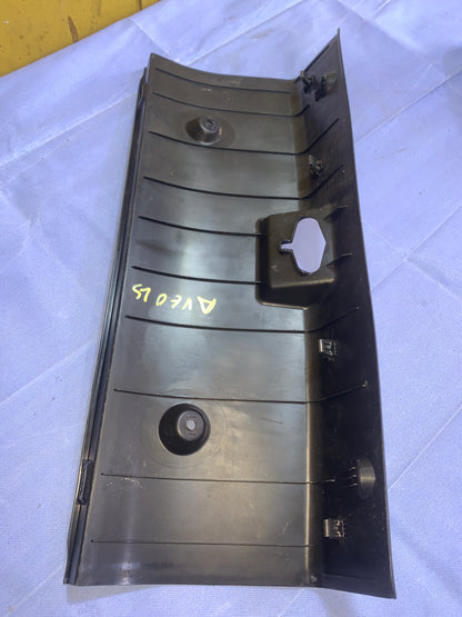 Embellecedor Inferior Maleta Chevrolet Aveo Ls