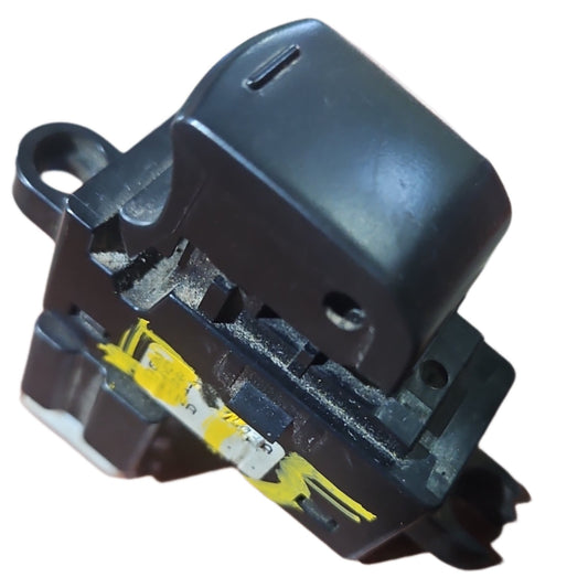 Mando Eleva Vidrio Nissan B16 Tiida Individual