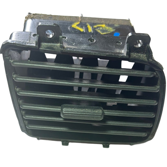 Rejilla Aire Nissan B15 Izquierda