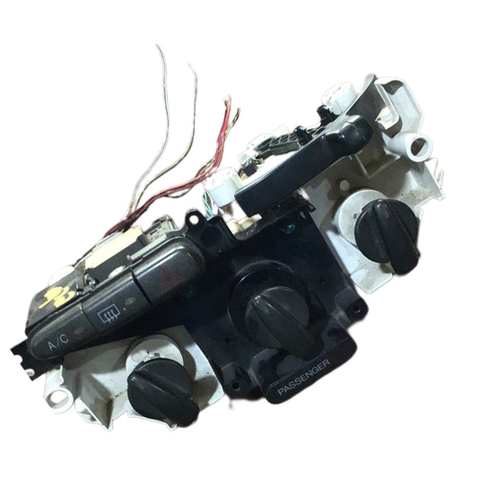 Mando Aire Acondicionado Toyota Yaris 2000 2005