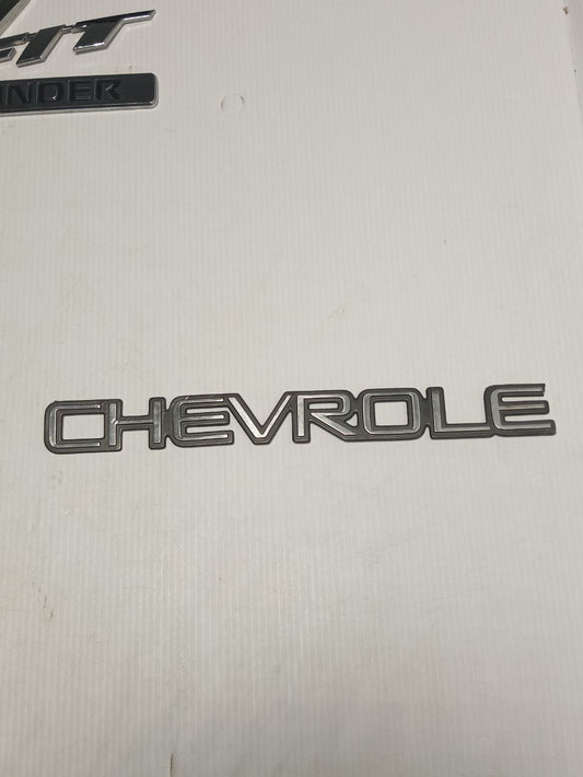Emblema Letra Chevrolet