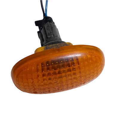 Cocuyo Guardafango Chevrolet Aveo Luz Cruce