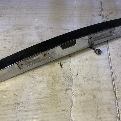 Moldura Compuerta Trasera Chevrolet Cruze