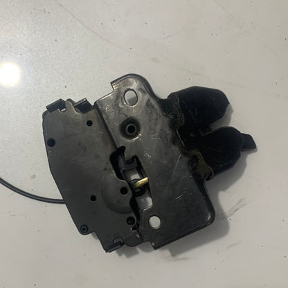 Cerradura Maleta Nissan Sentra B16 2007 2012