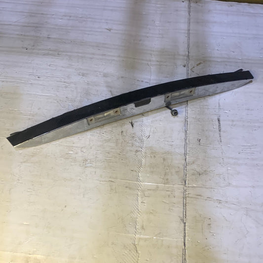 Moldura Compuerta Trasera Chevrolet Cruze