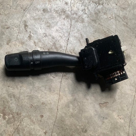 Conmutador Palanca Luz Hyundai Elantra
