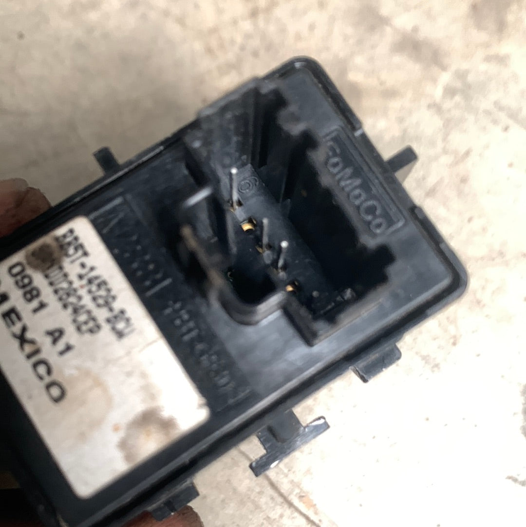 Mando Eleva Vidrio Ford Explorer 2011 2016 Trasera