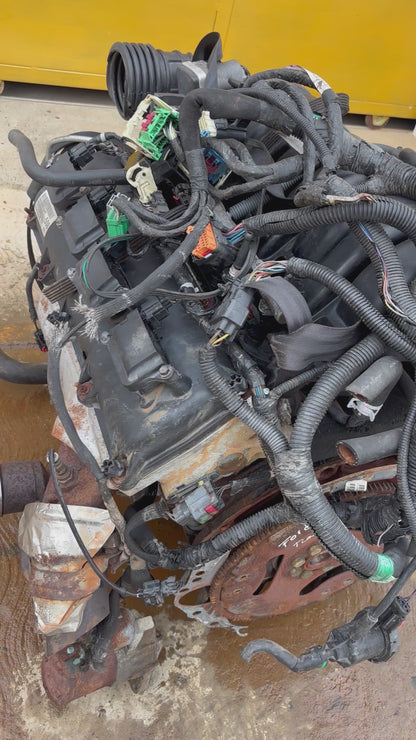 Motor HEMI Tapa Válvula Plástica  V8 5.7 L 16 bujias 2006 2010