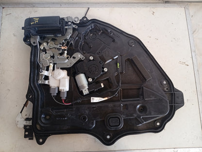 Tapa Puerta Manilla y Corneta Mazda5