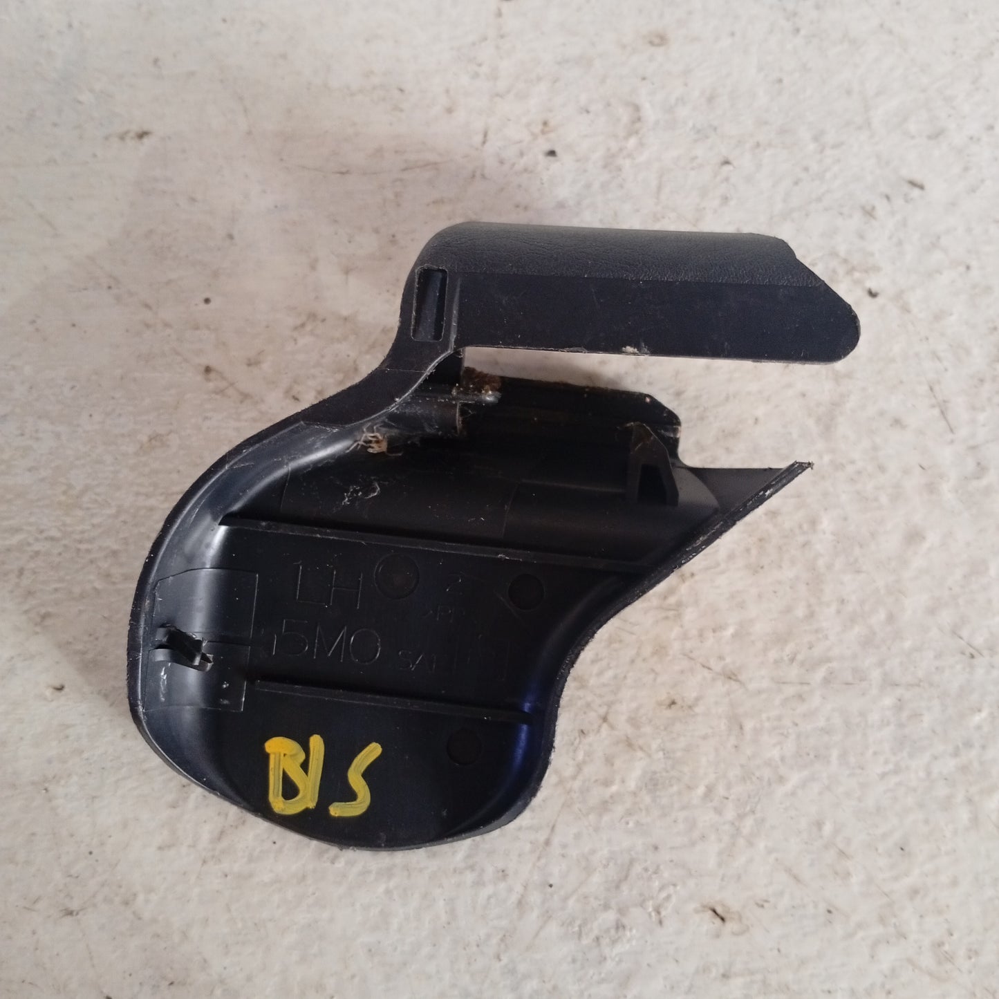 Tapa Tuerca Asiento Nissan Sentra B15